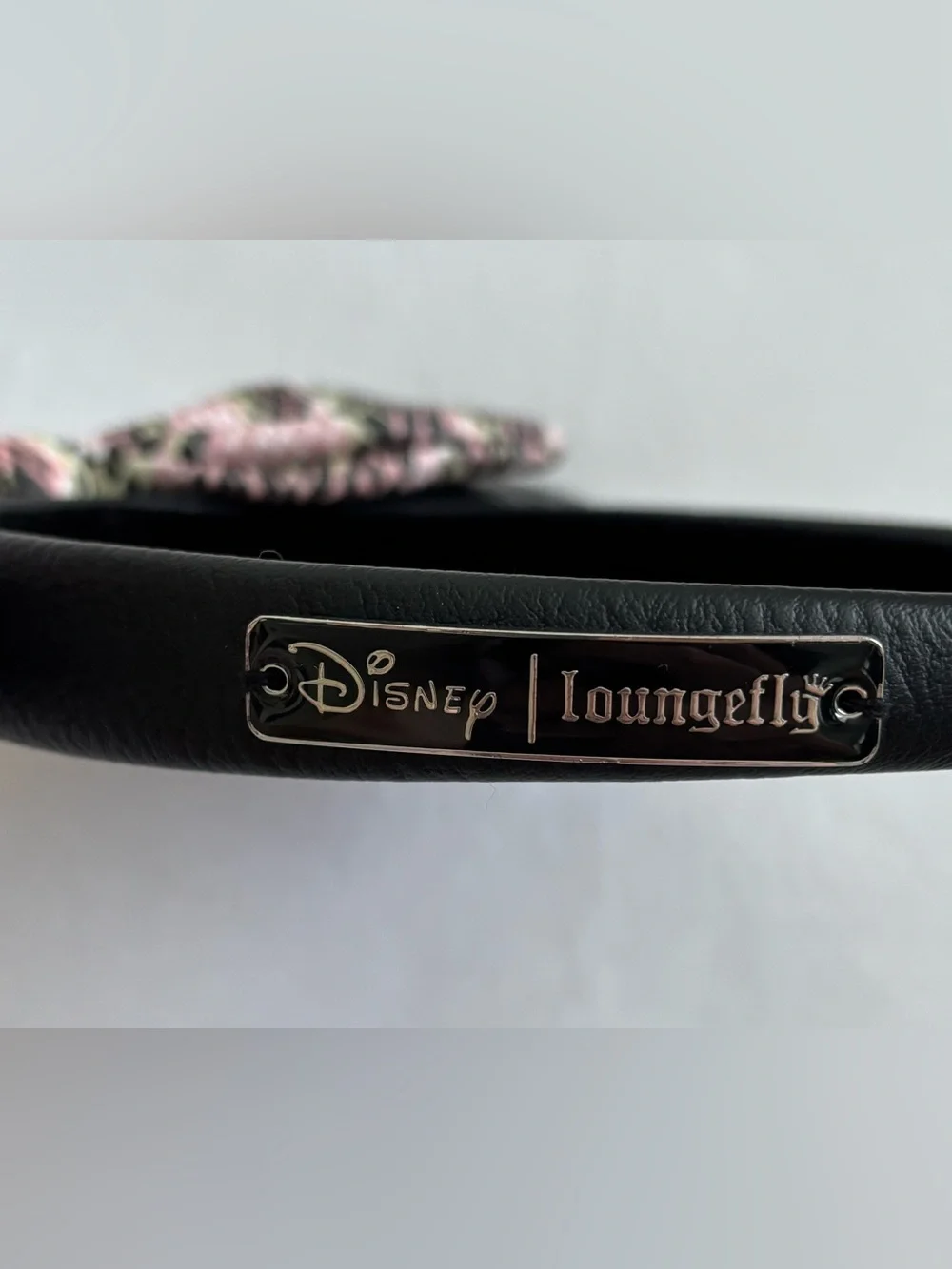 Disney Loungefly Wild About Disney Animal Print Bow Minnie Mouse Ear Headband